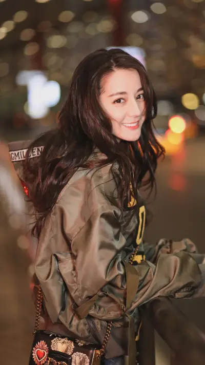 迪丽热巴 - Screenshot 1