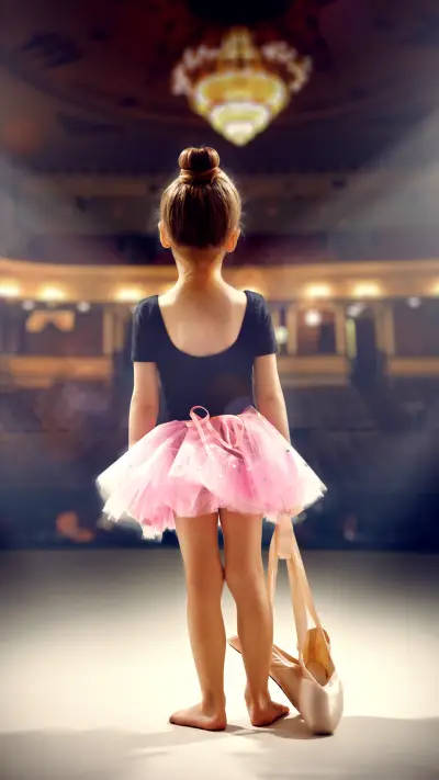 跳芭蕾的女孩