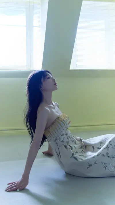 徐梦洁 温婉穿搭