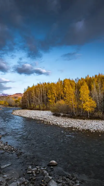 一起去可可托海